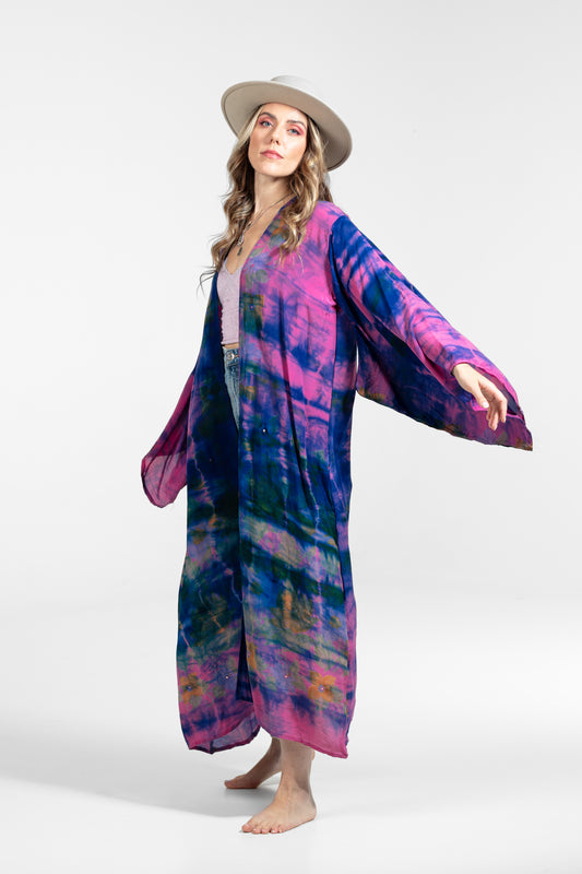 DEVI Kimono Nº39 – Frequenz der inneren Stärke