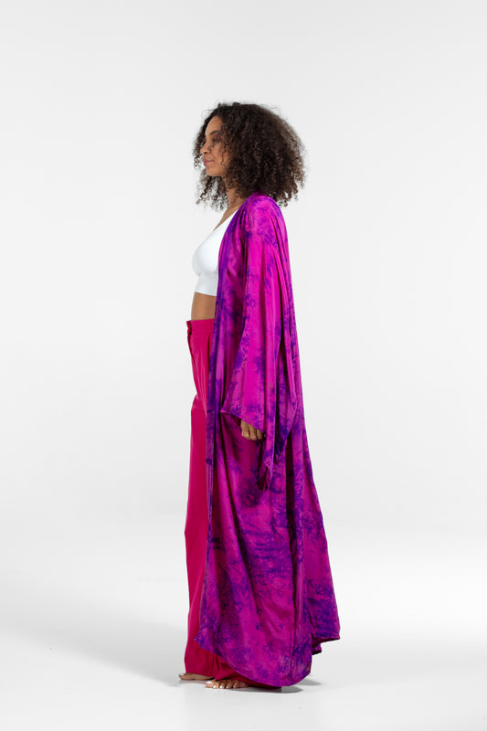 AURA Kimono Nº43 – Frequenz der Strahlkraft