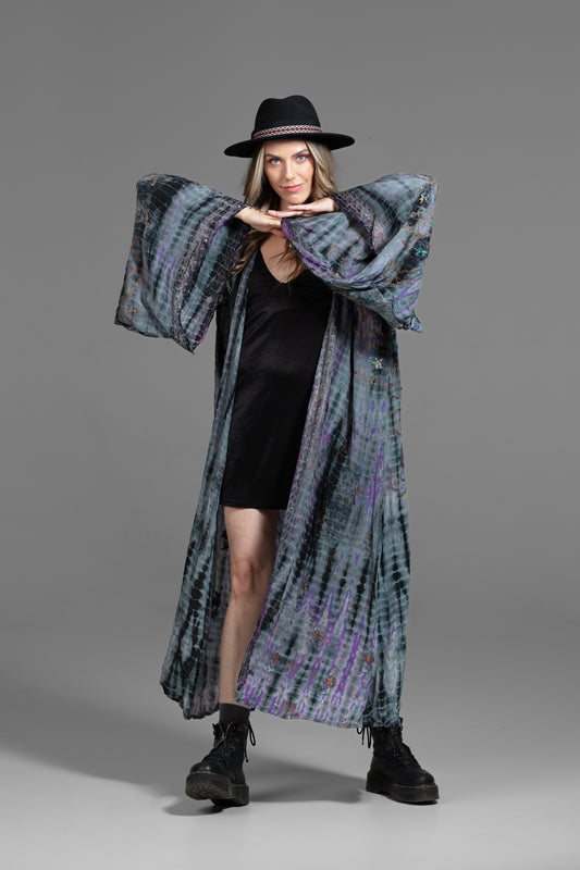 GAIA Kimono Nº90 – Frequenz der Erdung