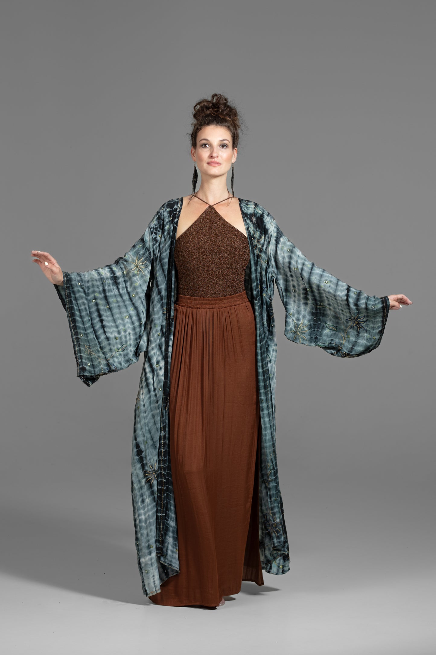 GAIA Kimono Nº96 – Frequency of Rooted Grace