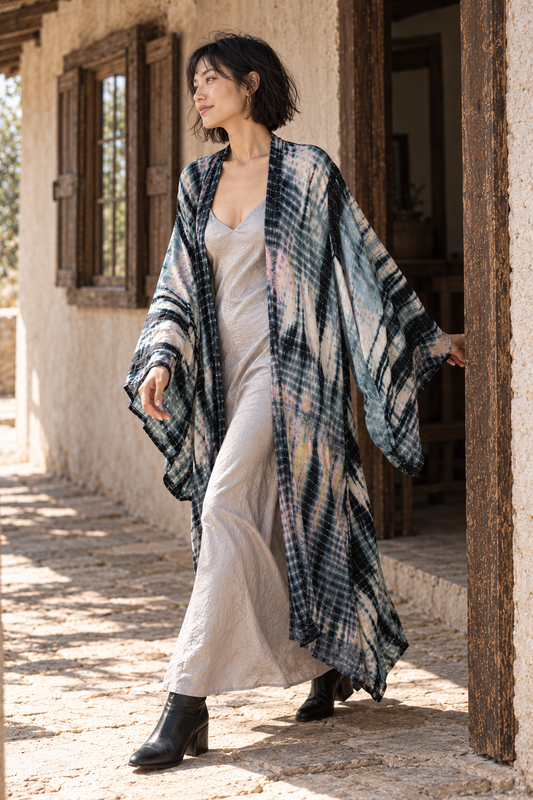 GAIA Kimono Nº93 – Frequency of Rooted Grace
