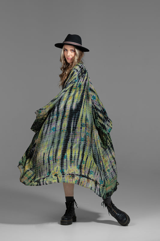 Gaia Kimono gelb-grün-schwarz bestickt