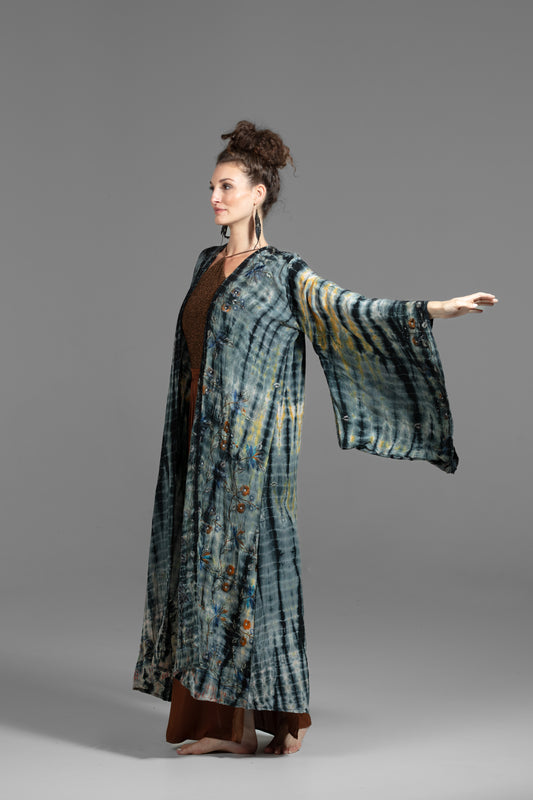 OYA Studio Gaia Kimono – Grounding Frequency, beige-grey-black, flower embroidered