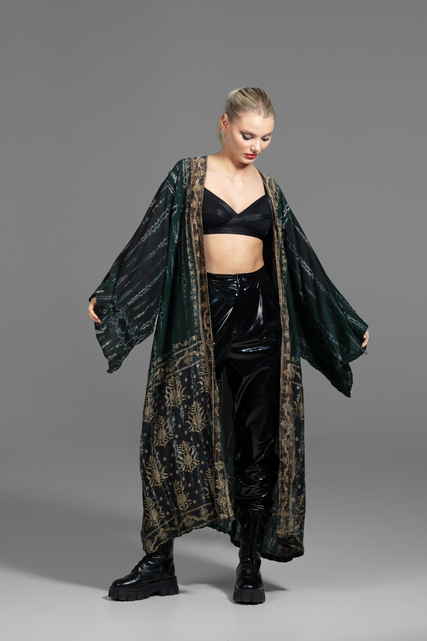 Gaia Kimono dunkelgrün-schwarz