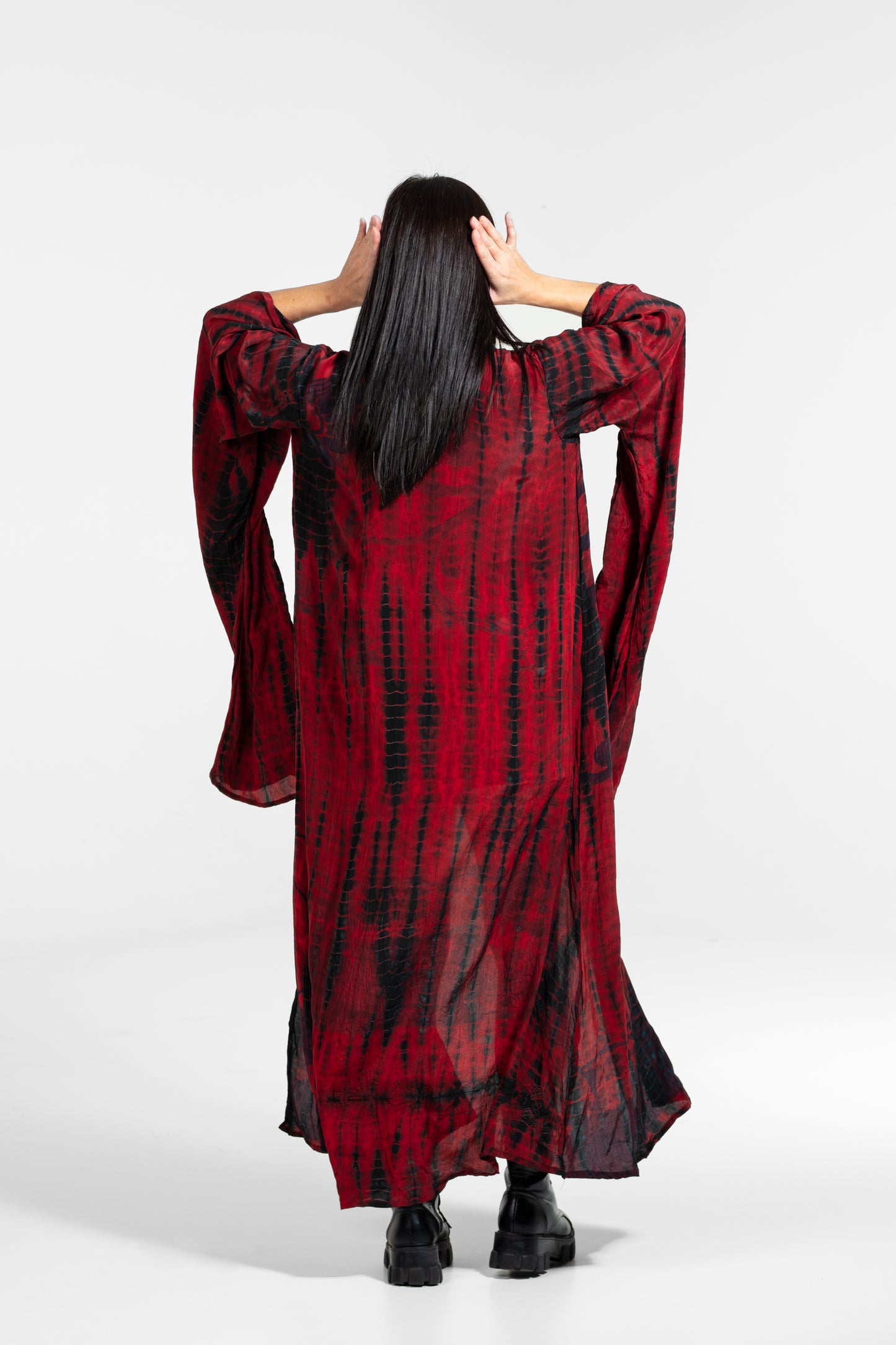 Gaia Kimono long sleeved- blood red-black