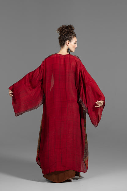 Devi Kimono rot-beige und gemustert