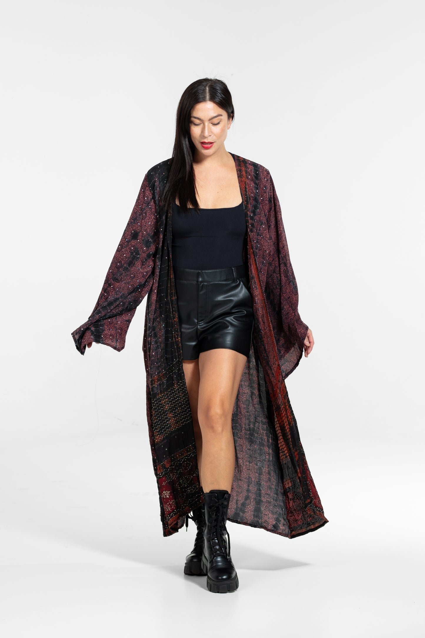 Gaia Kimono gemustert mit asymmetrischen Pailletten bordeaux-schwarz