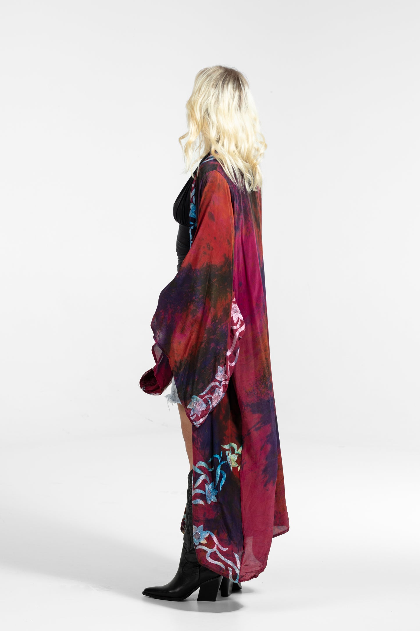 Devi Kimono embroidered pink-orange-purple