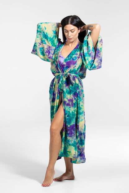 Aura Kimono flower embroideries green-purple