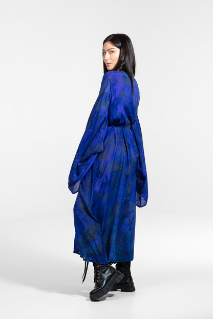 Aura Kimono dark blue-black shorter fit