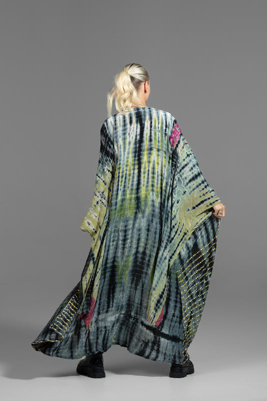 OYA Studio Gaia Kimono – Handcrafted Luxury in Recycled Saree Silk, Grounding Frequency, blue-green-black with Japanese long sleeves