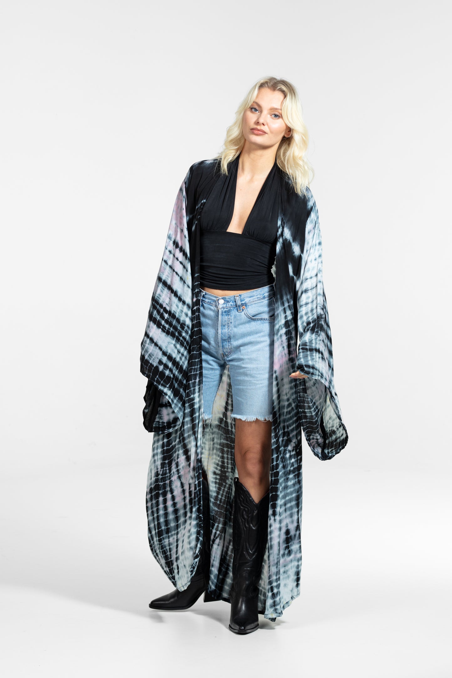 Gaia Kimono Grau-Rosa-Babyblau-Schwarz