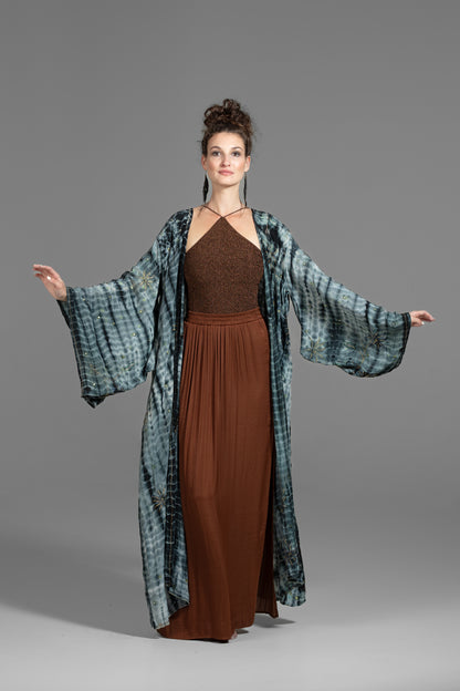 Gaia Kimono grau-weiß-schwarz mit goldenen Stickereien